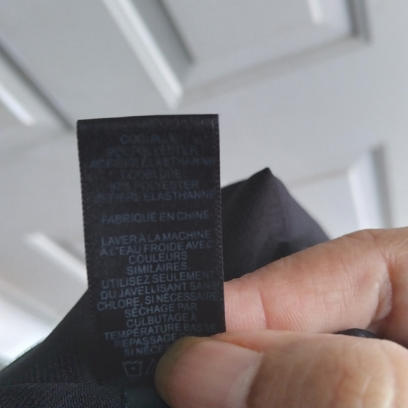 Express Abstract print Floral Feather Peplum Sleeveless top, size Medium - Picture 8 of 9